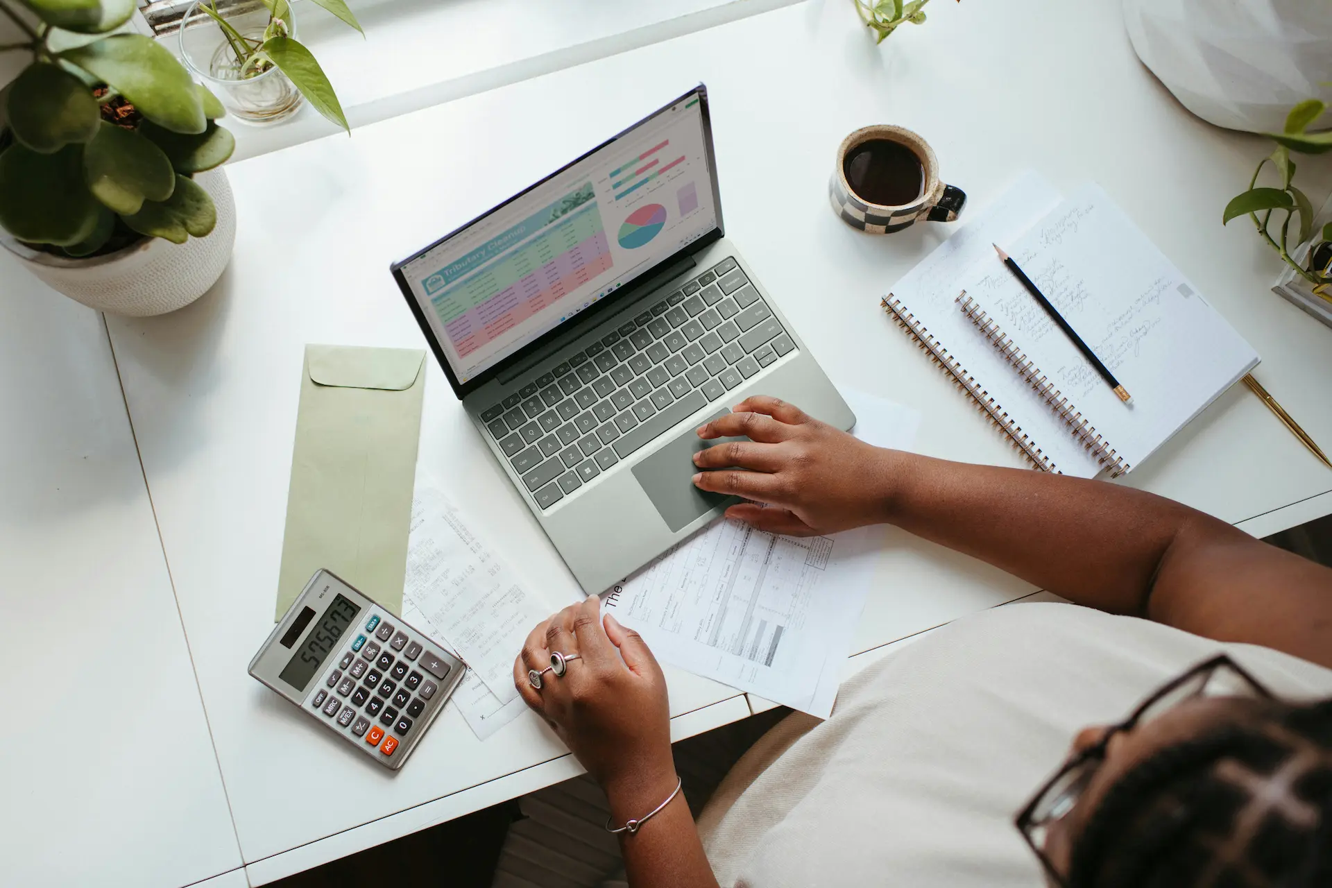 Bright and organised workspace representing structure and clarity
